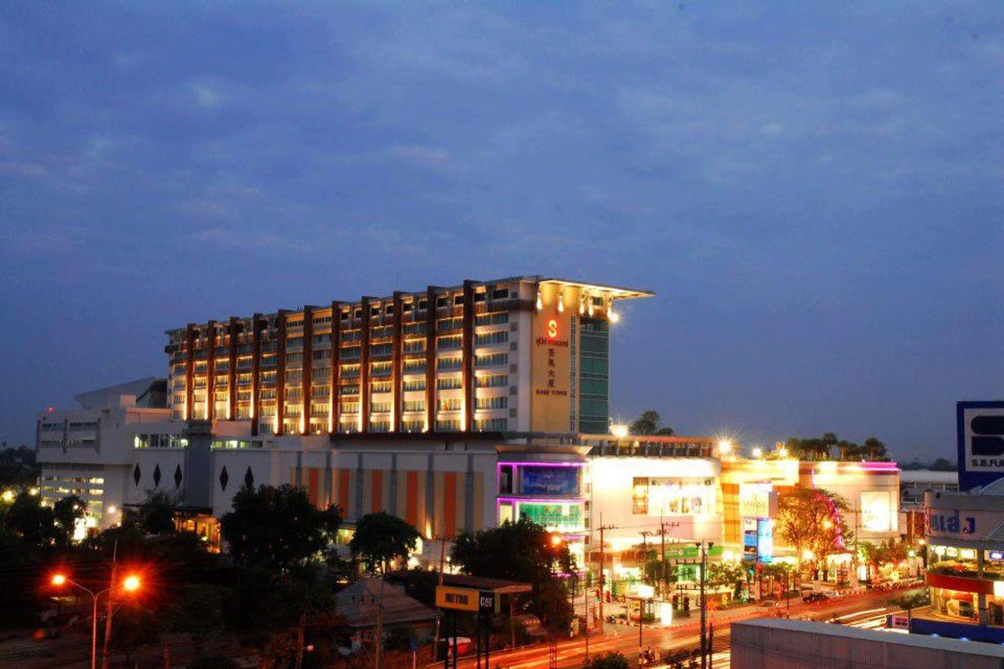 Sunee Grand Hotel And Convention Center Ubon Ratchathani Exterior foto